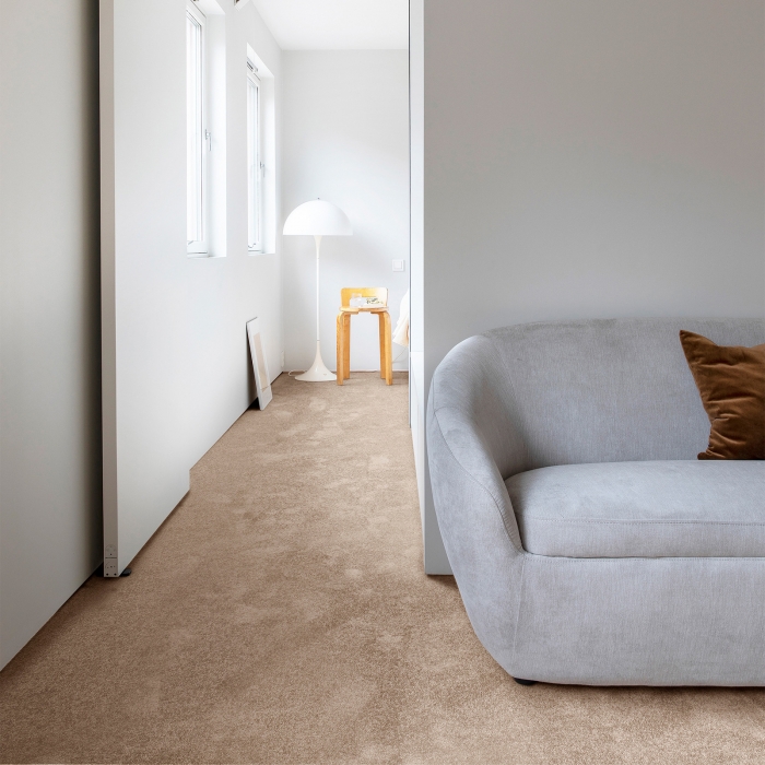 Laverna TVR Farbe 003